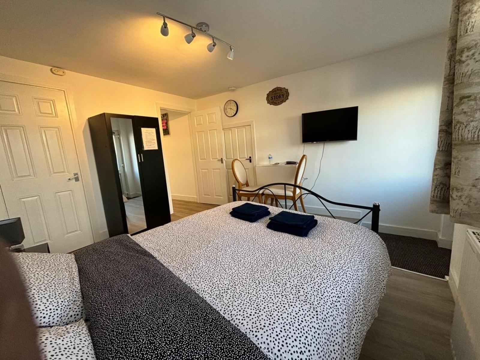 Modern & Cozy Gem - 10Min To City Center - Parking Γιορκ Εξωτερικό φωτογραφία